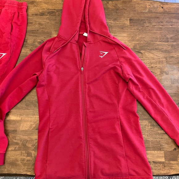 MENS SIZE SMALL GYMSHARK TRACKSUIT - Picture 4 of 4